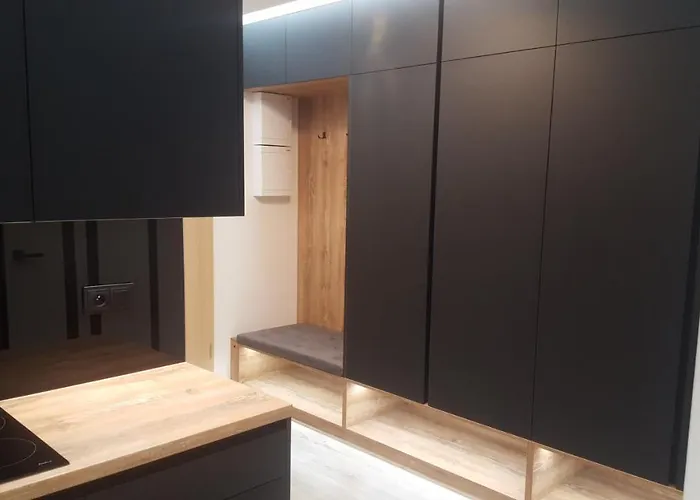 Skarbowa 2 & Parking * Leszno (Greater Poland)